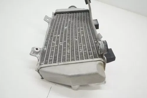 Honda CRF250R Radiator OEM Right Side Braced 19100-KRN-315 CRF250 14-17 CRF GH 7