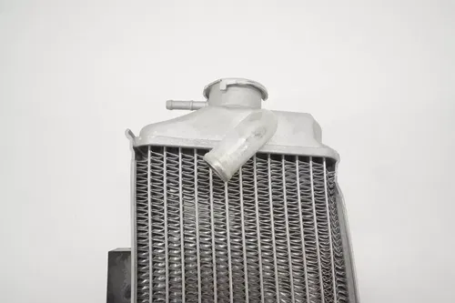 Honda CRF250R Radiator OEM Right Side Braced 19100-KRN-315 CRF250 14-17 CRF GH 7