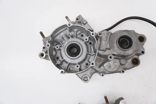 1998 KX125 Crankcases OEM Engine Bottom End Crank Case Cases Kawasaki KX 125