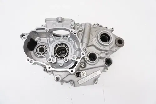2019 YZ250F Crankcase Set OEM Engine Bottom End Crank Case Cases Yamaha YZ #2