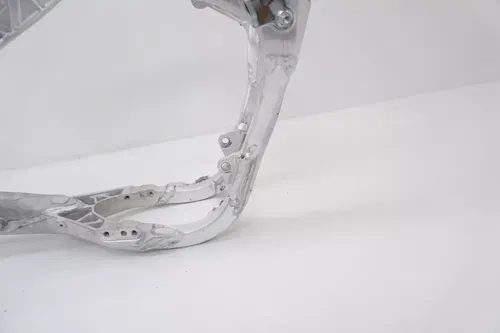 2009 YZ450F Frame OEM Main Frame Chassis 34P-21101-01-00 Yamaha YZ450 YZ 450F