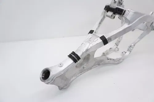 2009 YZ450F Frame OEM Main Frame Chassis 34P-21101-01-00 Yamaha YZ450 YZ 450F