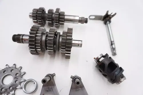 2006 YZ250F Transmission OEM Tranny Gears Shaft Forks Yamaha YZ250 YZ 01-2007 #2
