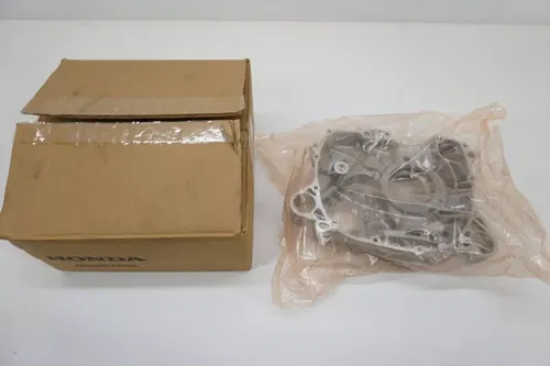 Honda TRX250 Front Crankcase OEM TRX250X TRX250EX TRX 11100-HM8-A40 Engine Motor