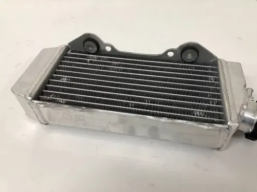 2004 RMZ250 Left Side Radiator Mishimoto Fill Side Cooling RMZ250 2004-2006 RMZ