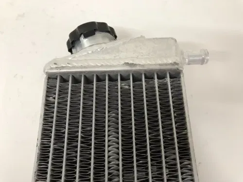 2004 RMZ250 Left Side Radiator Mishimoto Fill Side Cooling RMZ250 2004-2006 RMZ