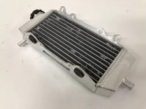 2004 RMZ250 Left Side Radiator Mishimoto Fill Side Cooling RMZ250 2004-2006 RMZ