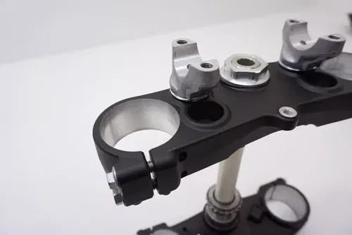 2024 YZ450F Triple Clamps OEM Tripe Tree Clamp Bar Mounts Yamaha YZ450 YZ 450F