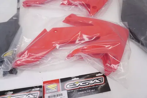 Honda Cycra Plastics Shrouds Side Panels CRF250R 06-09 CRF450R 04-08 #2 GH