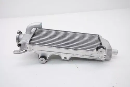 2020 YZ450F Right Side Radiator OEM Cap BR9-12461-00-00 Yamaha YZ450 2018-2022