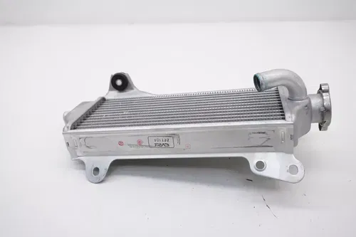 2020 YZ450F Right Side Radiator OEM Cap BR9-12461-00-00 Yamaha YZ450 2018-2022
