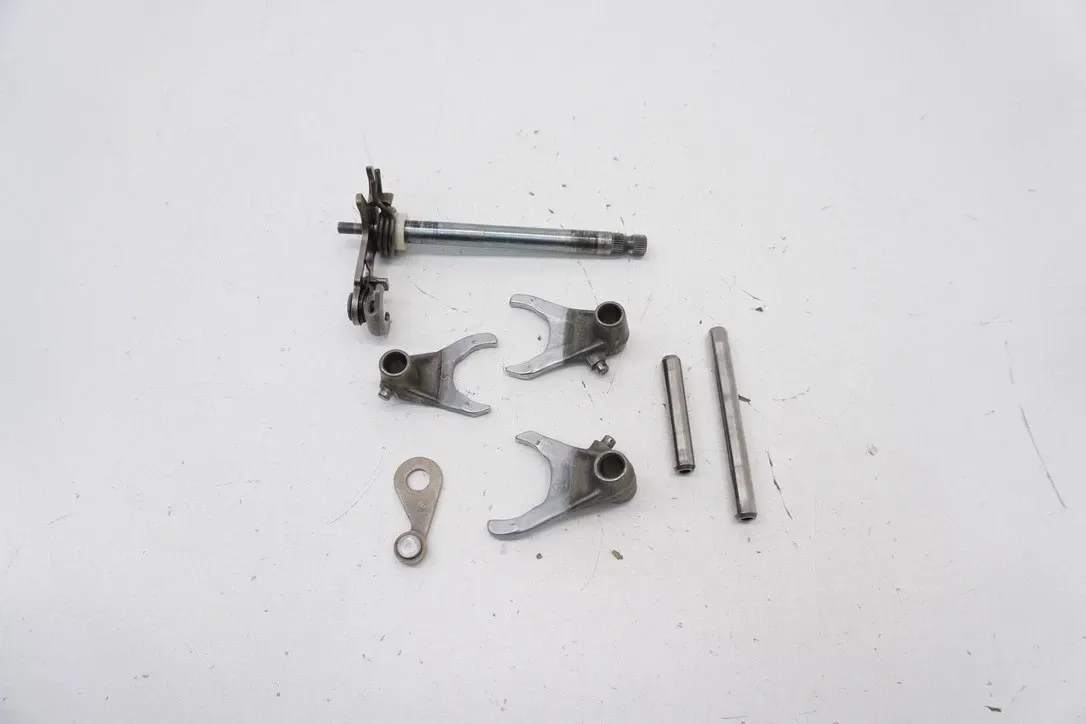 YZ250 Transmission Shift Forks OEM Pins Shift Shaft Yamaha YZ 250 1990 M35