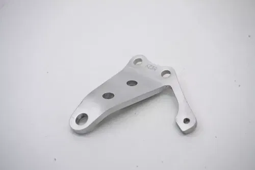 1999 CR250 Right Side Engine Mount OEM Head Hanger Bracket 50407-KZ3-J00 Honda