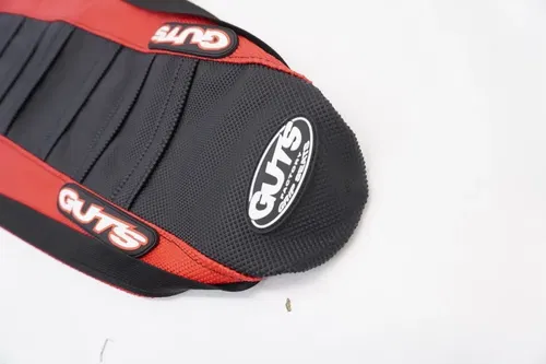 Gas Gas 125-450 Guts Racing Gripper Seat Cover Red/Black MC EX 125-450 21-23 M51
