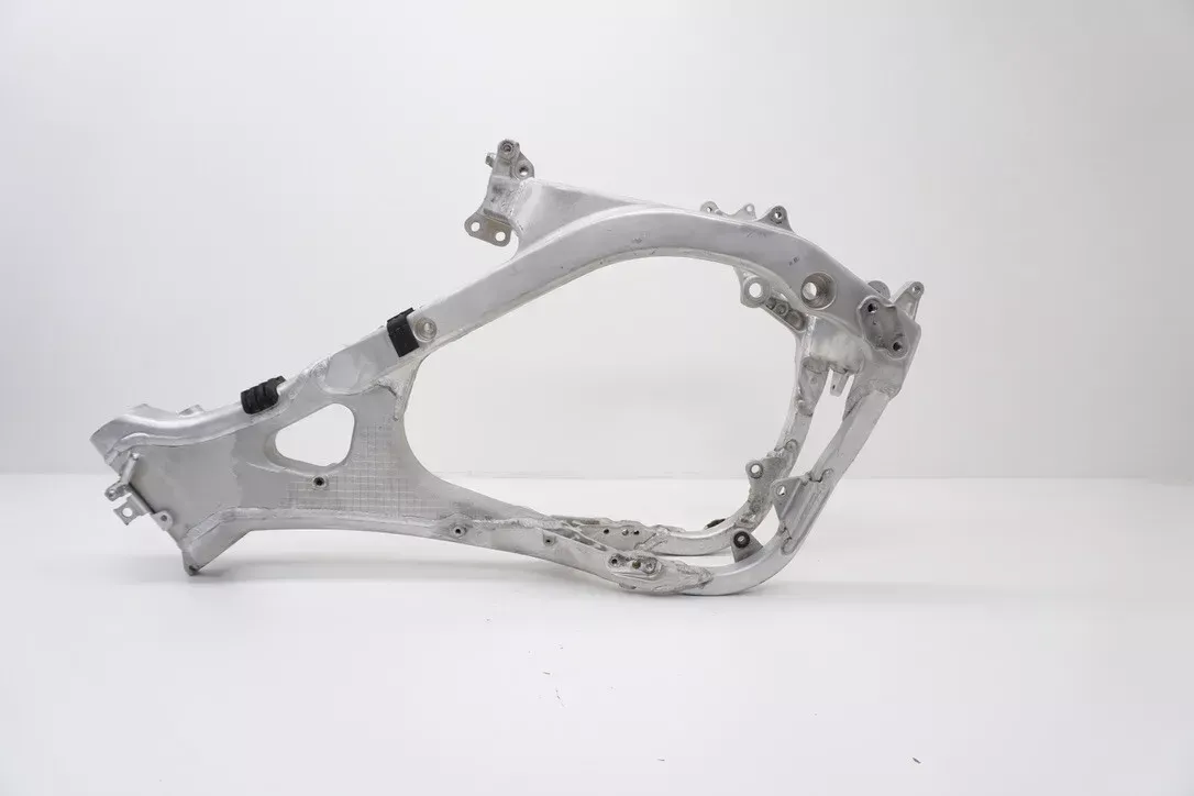 2006 YZ250F Frame OEM Main Frame Chassis 5XC-21101-90-00 Yamaha YZ250 YZ 2006 #2