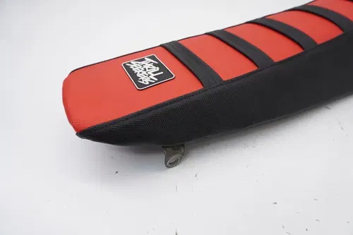 2003 CRF450R Complete Seat Assembly Thrill Seekers Gripper Cover CRF 450R #2