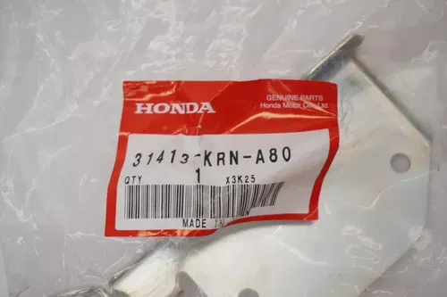 CRF250R Volatge Regulator Rectifier Mount OEM 31413-KRN-A80 Honda CRF 14-17 G7