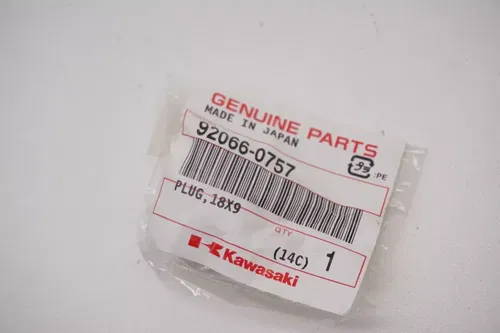 KX250 KX450 Clutch Cover Oil Fill Plug OEM 92066-0757 Kawasaki KX250F KX450F M34