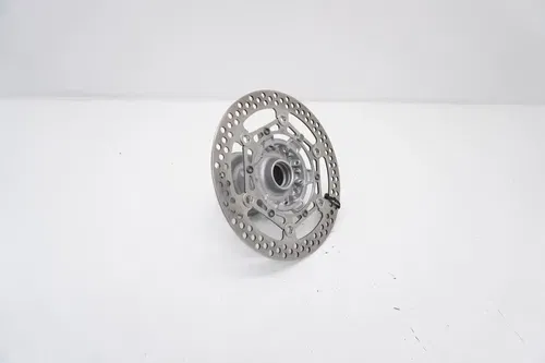 1997 YZ250 Front Wheel Hub OEM 4SS-25111-01-00 Yamaha YZ 125 250 1996-2001