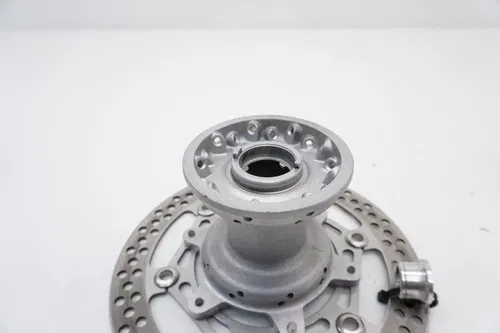 1997 YZ250 Front Wheel Hub OEM 4SS-25111-01-00 Yamaha YZ 125 250 1996-2001