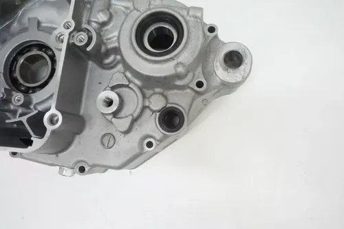 2009 KX250F Crankcase Set OEM Engine Crank Case Cases 14001-0150 Kawasaki KX