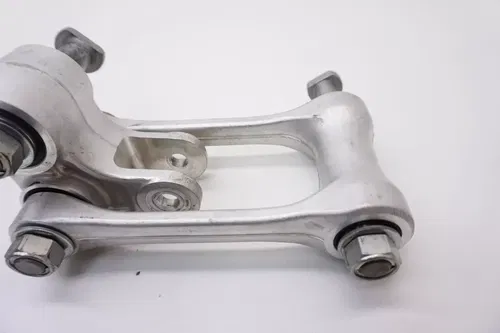 2024 YZ450F Linkage OEM Swing Arm Link Knuckle Pull Rod Yamaha YZ450 YZ 450F 450