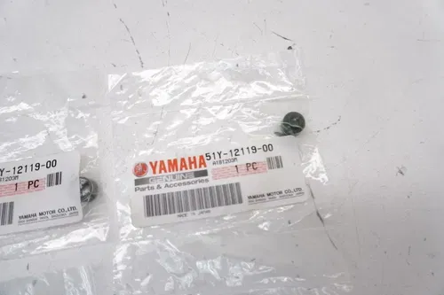 YZ450F WR450F Valve Stem Seals (4) OEM 5PA-12451-00-00 Yamaha YZ WR M17