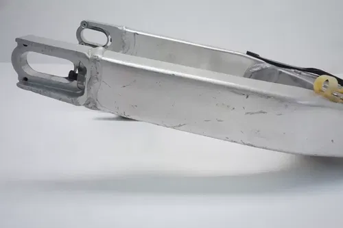 2006 CRF450R Swingarm OEM Rear Swing Arm Suspension Link 52200-MEN-840 Honda #2