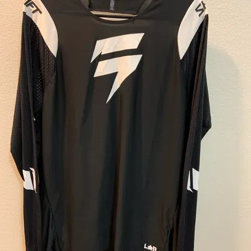 Shift Gear Combo - Size XL/34