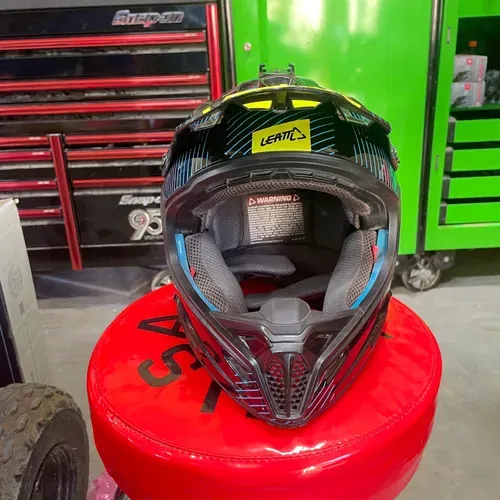 Leatt Helmet