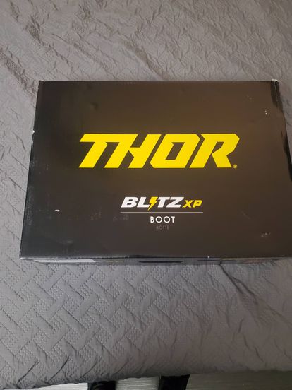 Women's Thor Boots - Size 10