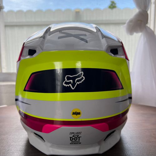 Fox Racing V1 Helmet