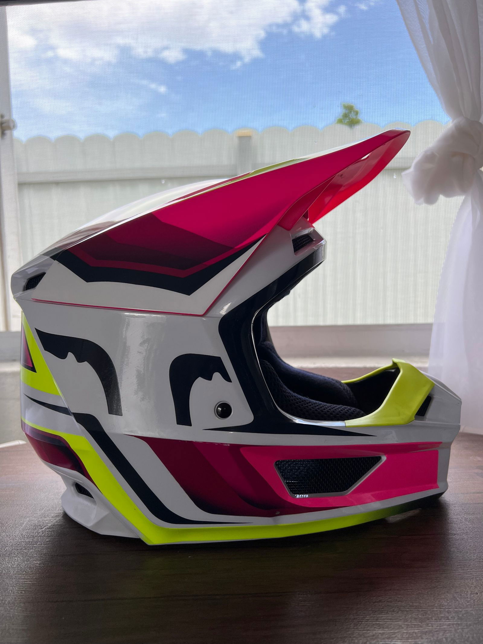 Fox Racing V1 Helmet
