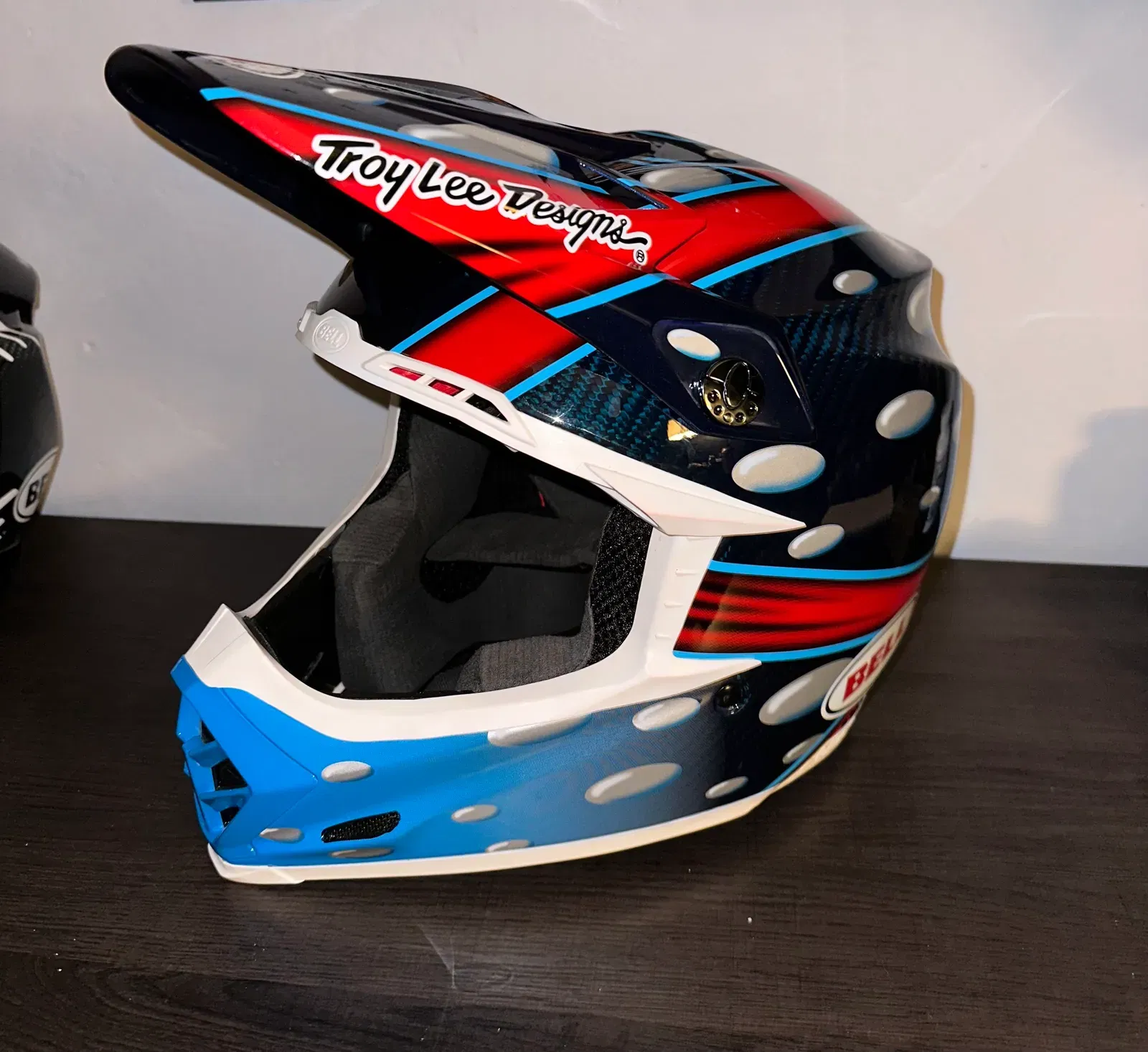 Bell moto store 9 mcgrath replica