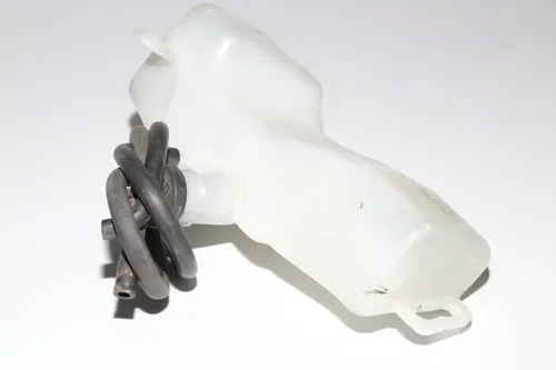 2013 Suzuki Boulevard C90t Coolant Water Tank Reservoir Bottle 17910-40h00 oem