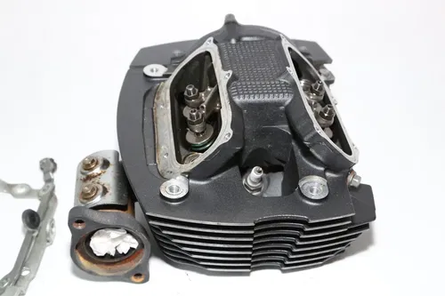 09-13 Yamaha V Star 950 Xvs950 Rear Engine Top End Cylinder Head OEM