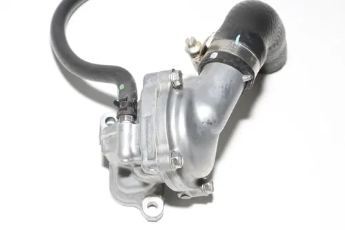 21-24 (2024) Kawasaki Ninja Zx10r Thermostat OEM