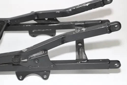 2004-2005 Kawasaki Ninja Zx10r Zx1000c Rear Subframe Back Sub Frame OEM