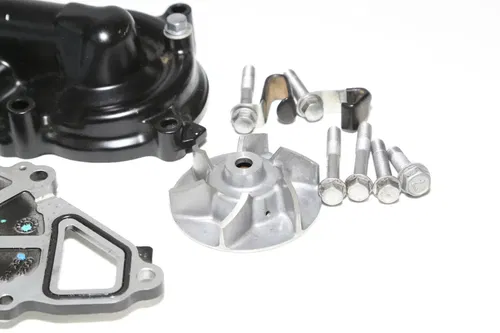 19-24 Kawasaki Vulcan S En650 Engine Water Coolant Pump  OEM