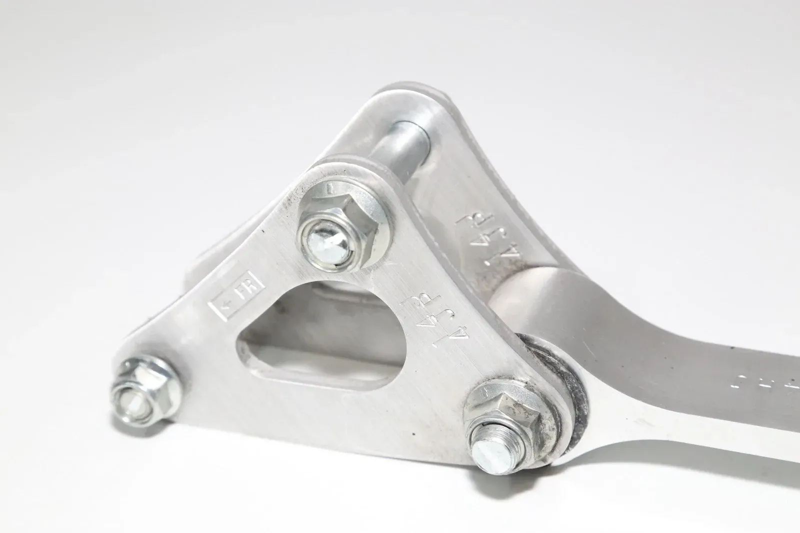 11-25 Suzuki Gsxr750 600 Rear Dogbone Shock Linkage Link OEM