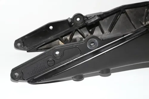 06-07 Suzuki Gsxr600 750 Front Subframe Sub Frame Rails OEM
