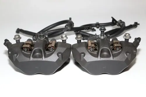 13-25 (2025) Kawasaki Ninja Zx6r 636 Front Brake Calipers w/Bolts & Hoses OEM
