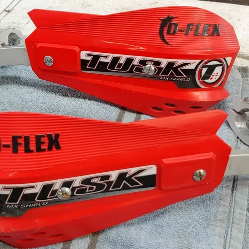 Tusk D-Flex MX shield (Bark busters)