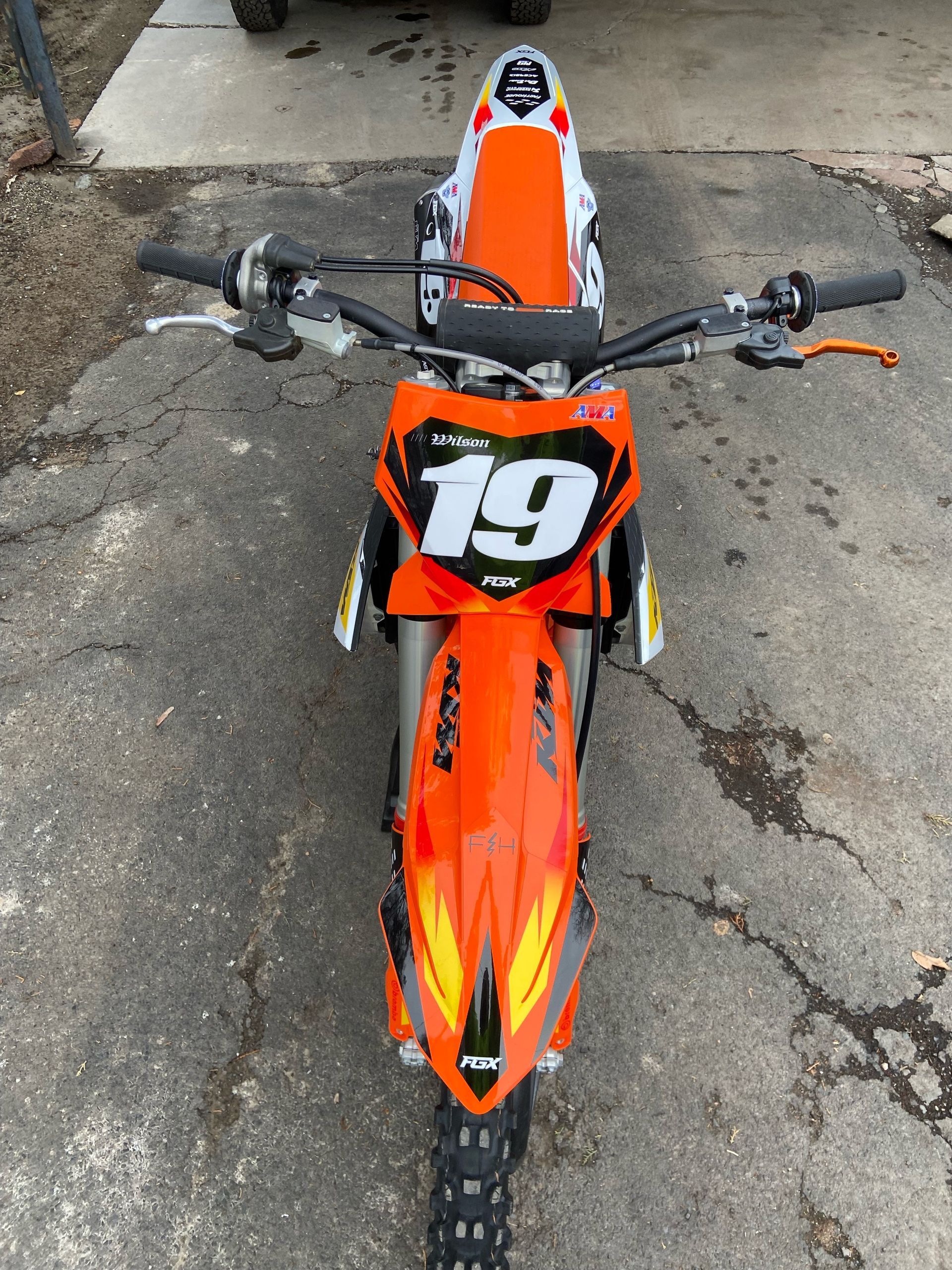ridinMX19