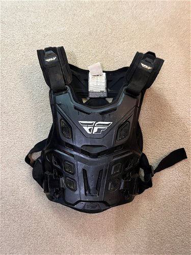 Fly racing revel roost guard