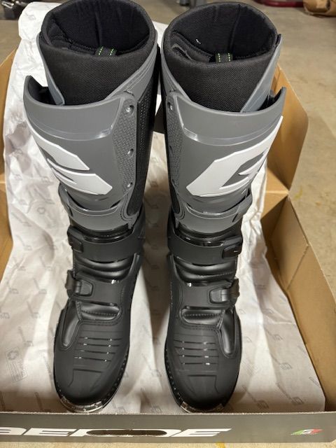 SG22 GORE-TEX ENDURO ANTHRACITE Size 9.5