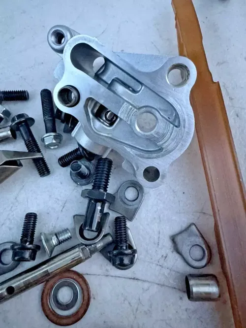 2023 crf250 engine parts bolts guides oil pump strainer oem honda Crf 250r 250