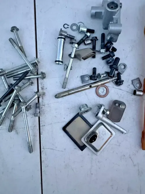 2023 crf250 engine parts bolts guides oil pump strainer oem honda Crf 250r 250