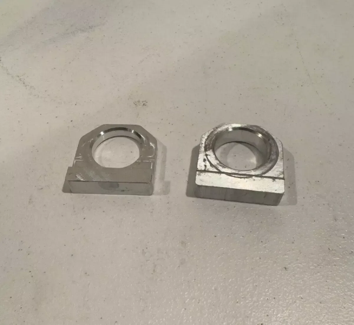 OEM KAWASAKI rear axle blocks 16-25 kx 450 450x 450sr 250 250x