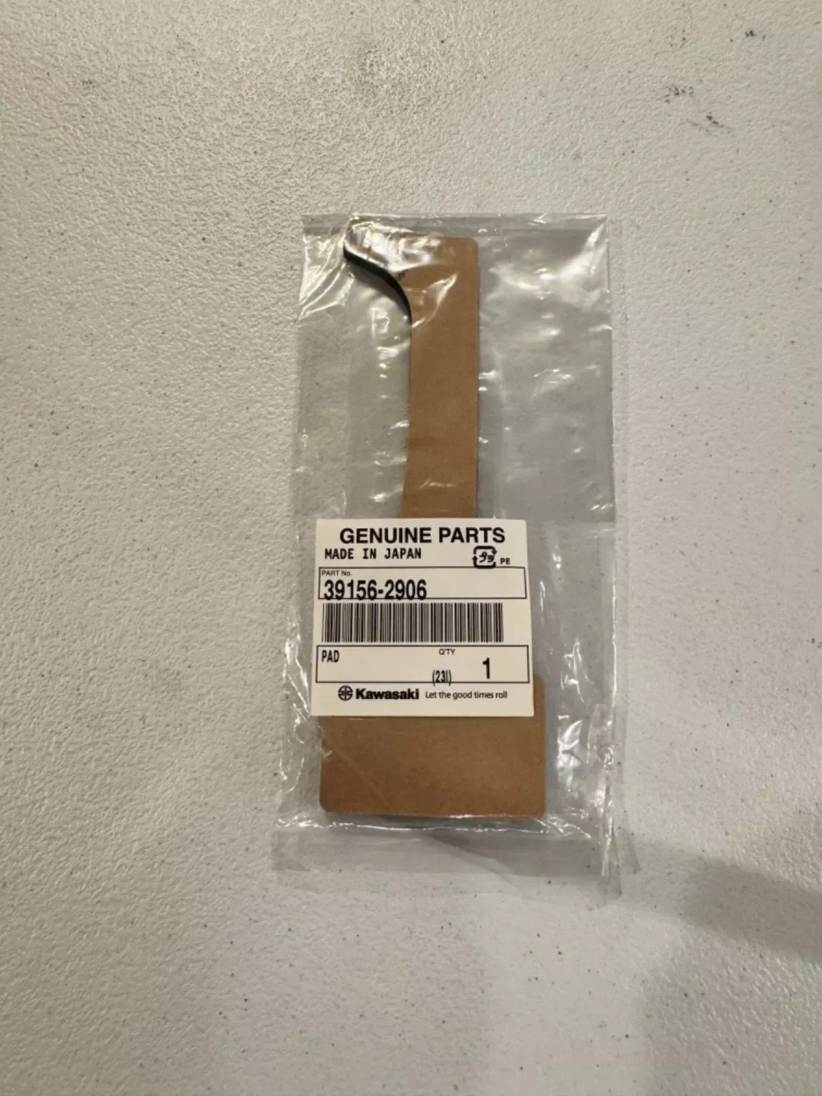 kx450 new oem air box pad rear fender  kx 450x 450 450sr 24-25